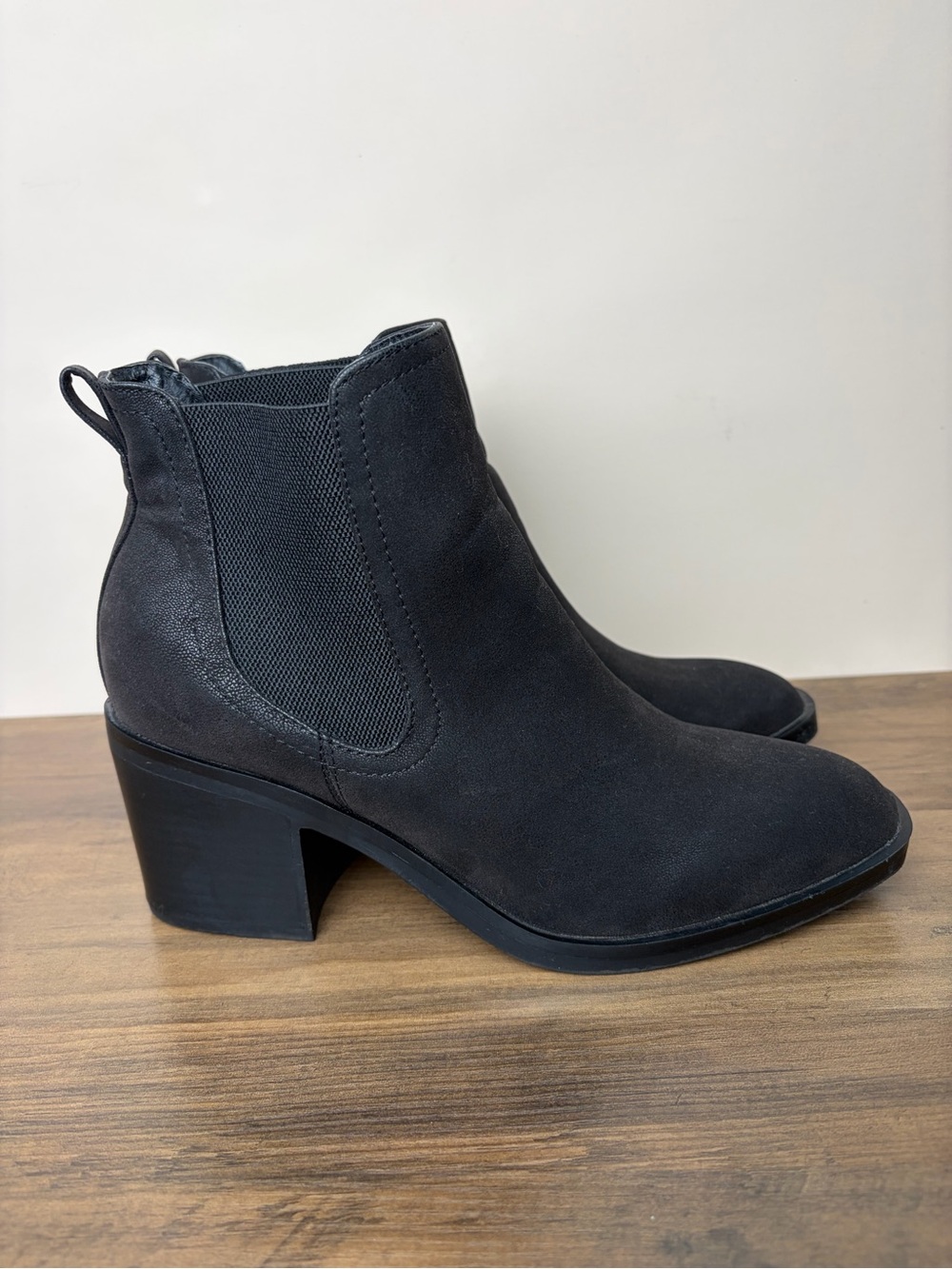 MIA Women’s Size 9 Black Chelsea Ankle Boots Block Heel Western Booties - Picture 3 of 11